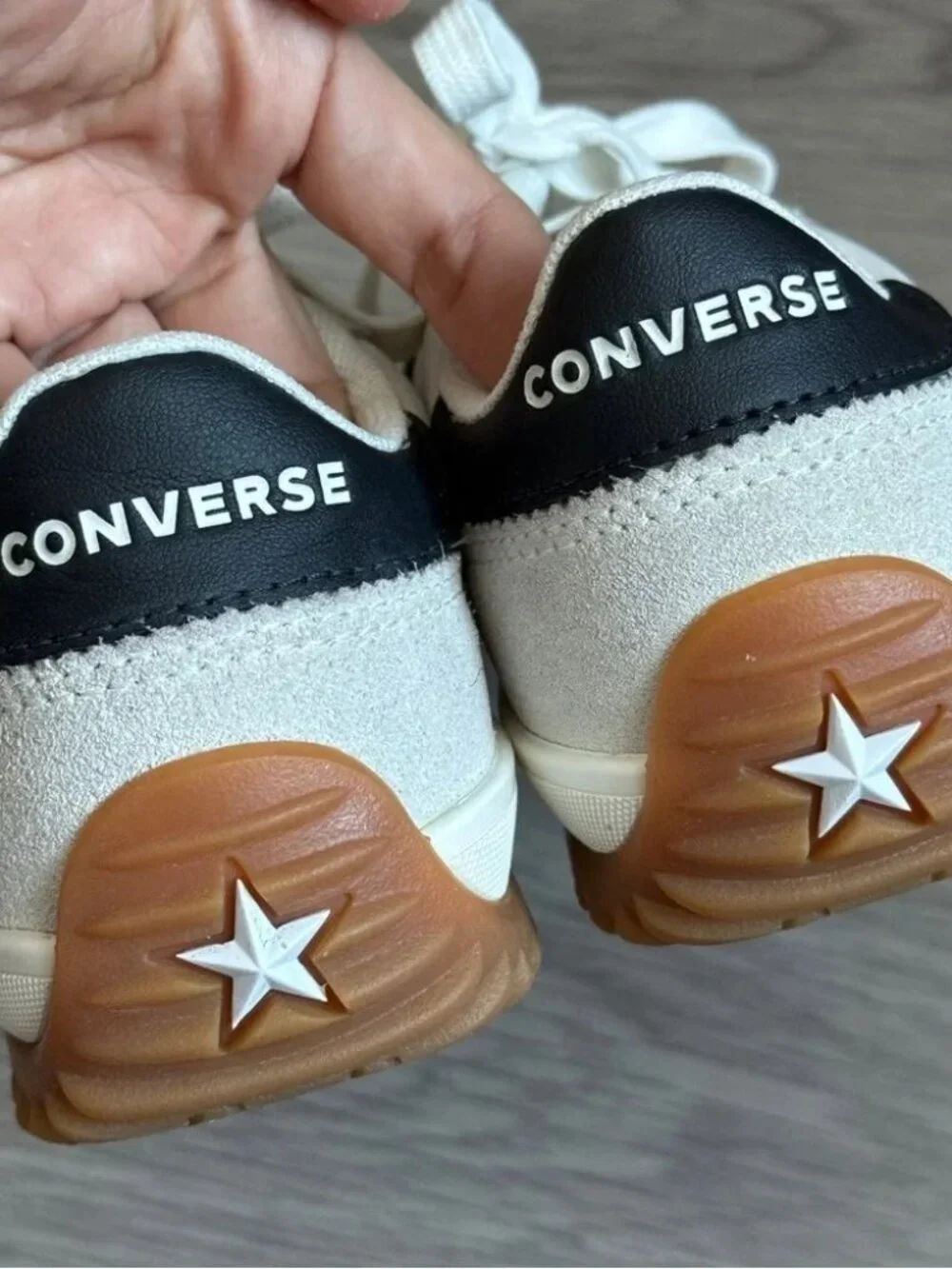 Converse women run